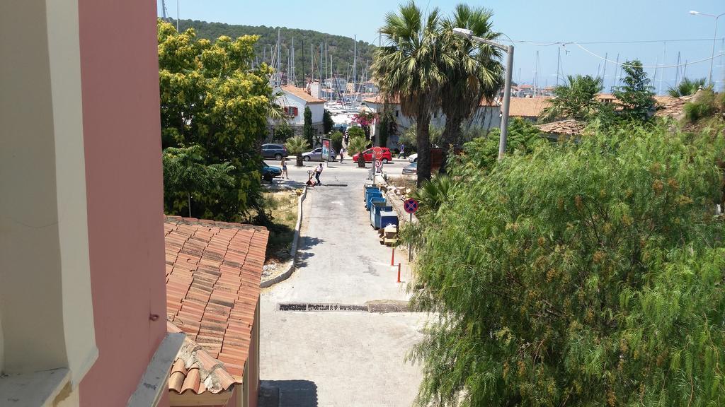 Antik Ridvan Hotel Кешме Экстерьер фото
